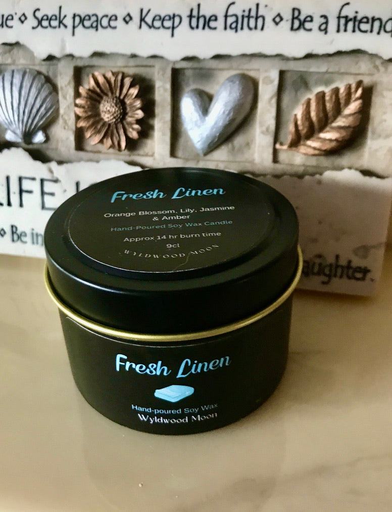 'Fresh Linen' Scented Soy Wax Candle