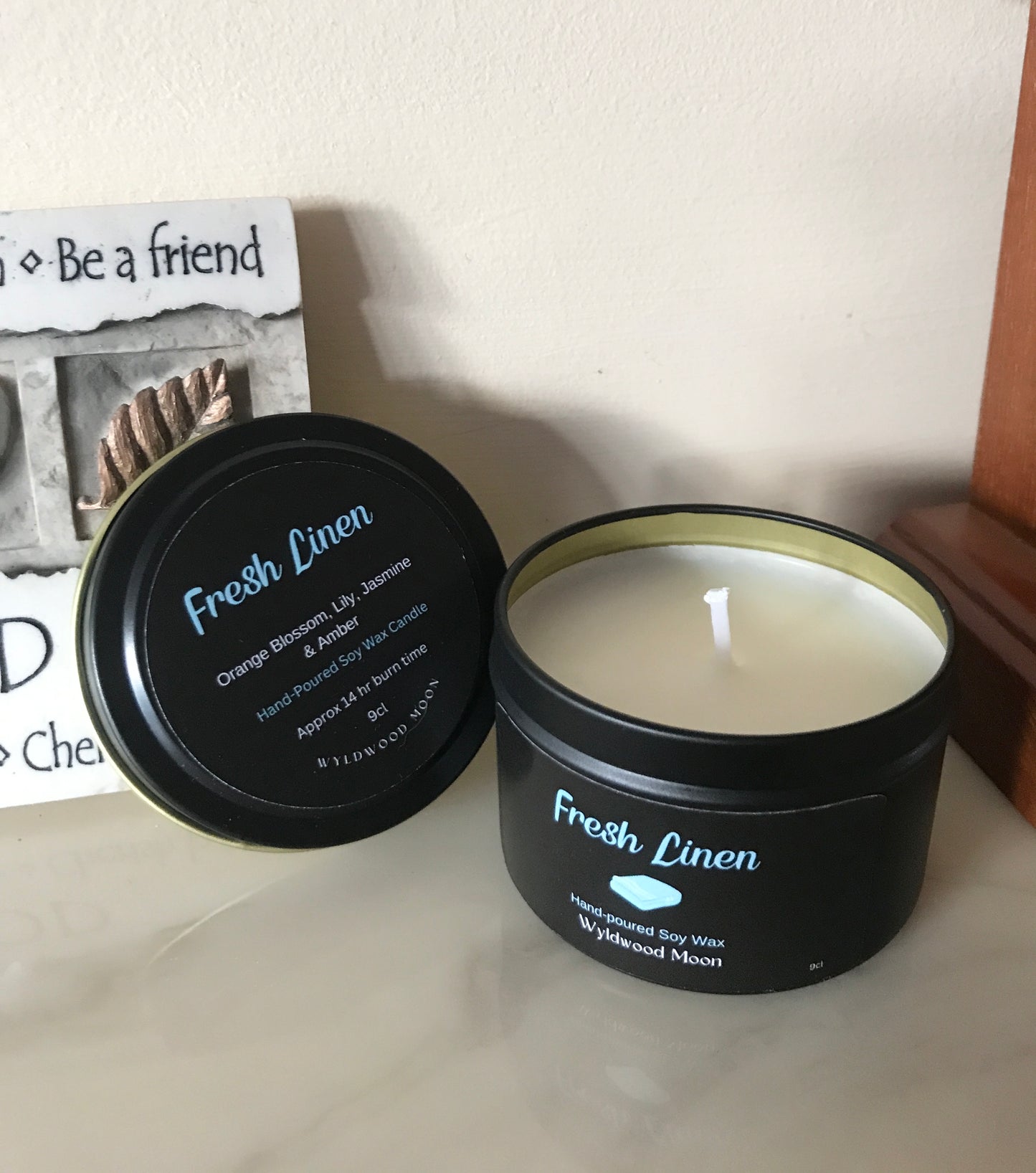 'Fresh Linen' Scented Soy Wax Candle
