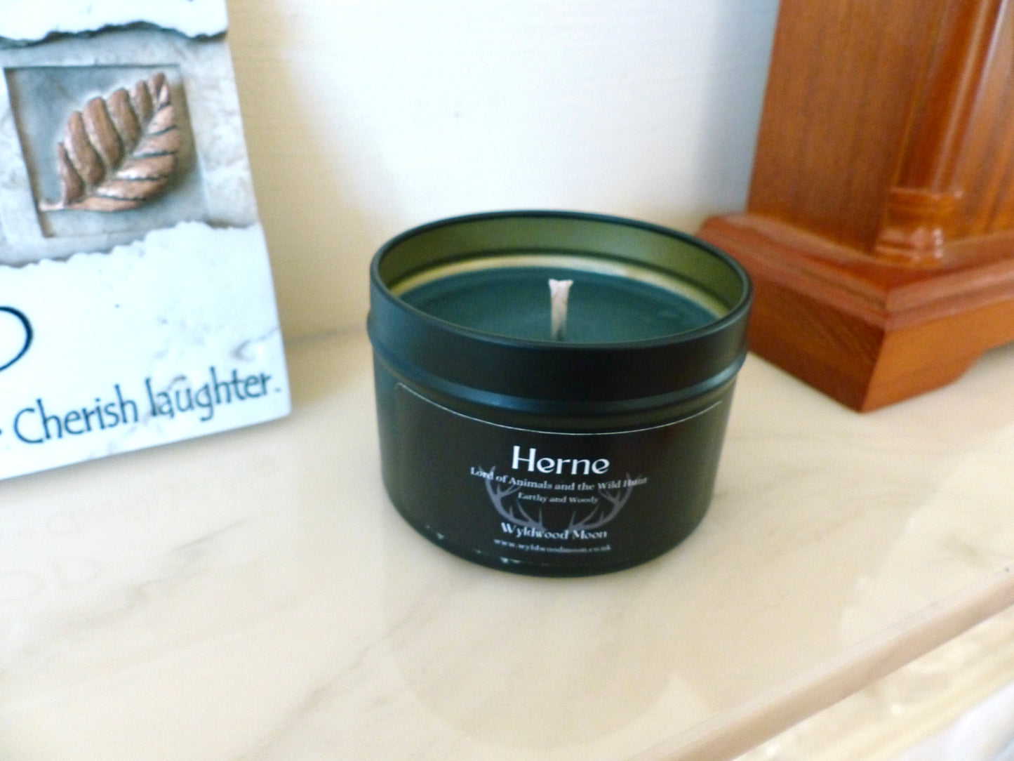 Herne (Woody and Calming Scent)