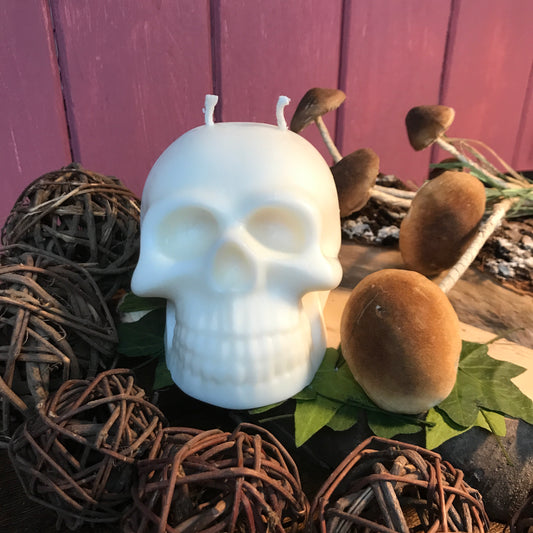 Skull Candle, White, Scented (Black Cat)