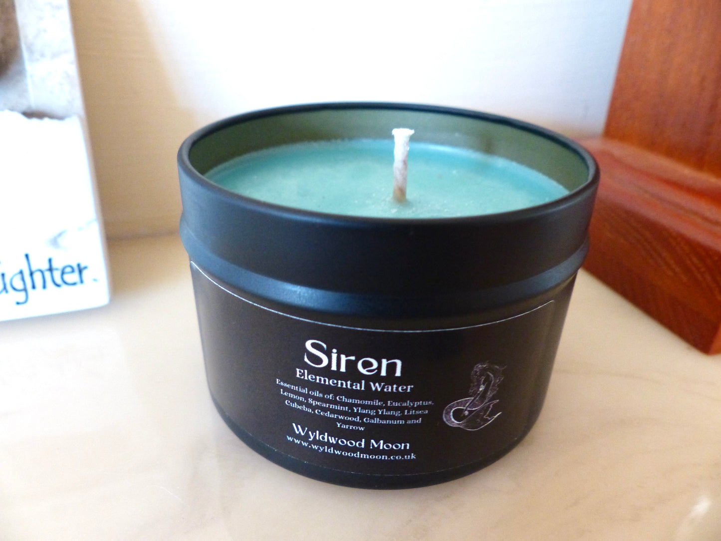 Siren Scented Olive Wax Candle in a Tin (Fresh scent)